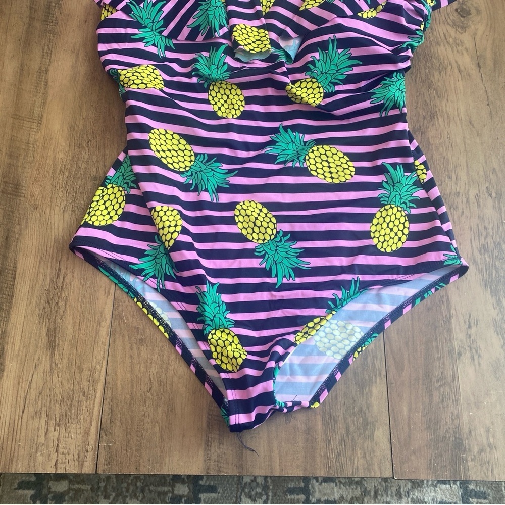 ELOQUII Pineapple Stripe Off-Shoulder One-Piece Swimsuit Size 16 - Picture 3 of 8